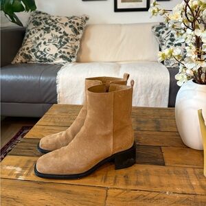 The City Boot - Sand Suede